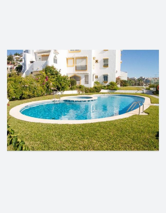 Espectacular Apartamento En Primera Linea De Playa Бенальмадена Экстерьер фото