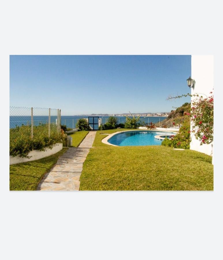 Espectacular Apartamento En Primera Linea De Playa Бенальмадена Экстерьер фото