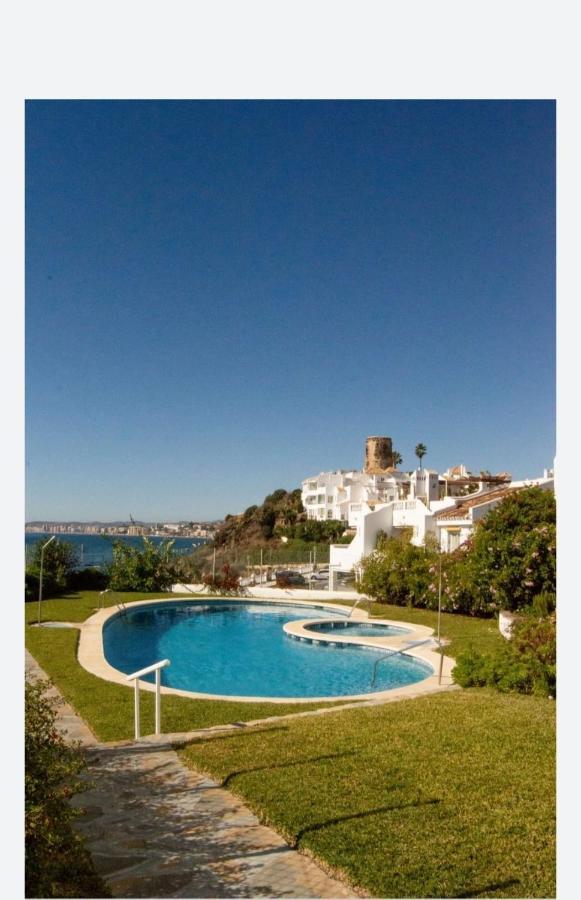 Espectacular Apartamento En Primera Linea De Playa Бенальмадена Экстерьер фото